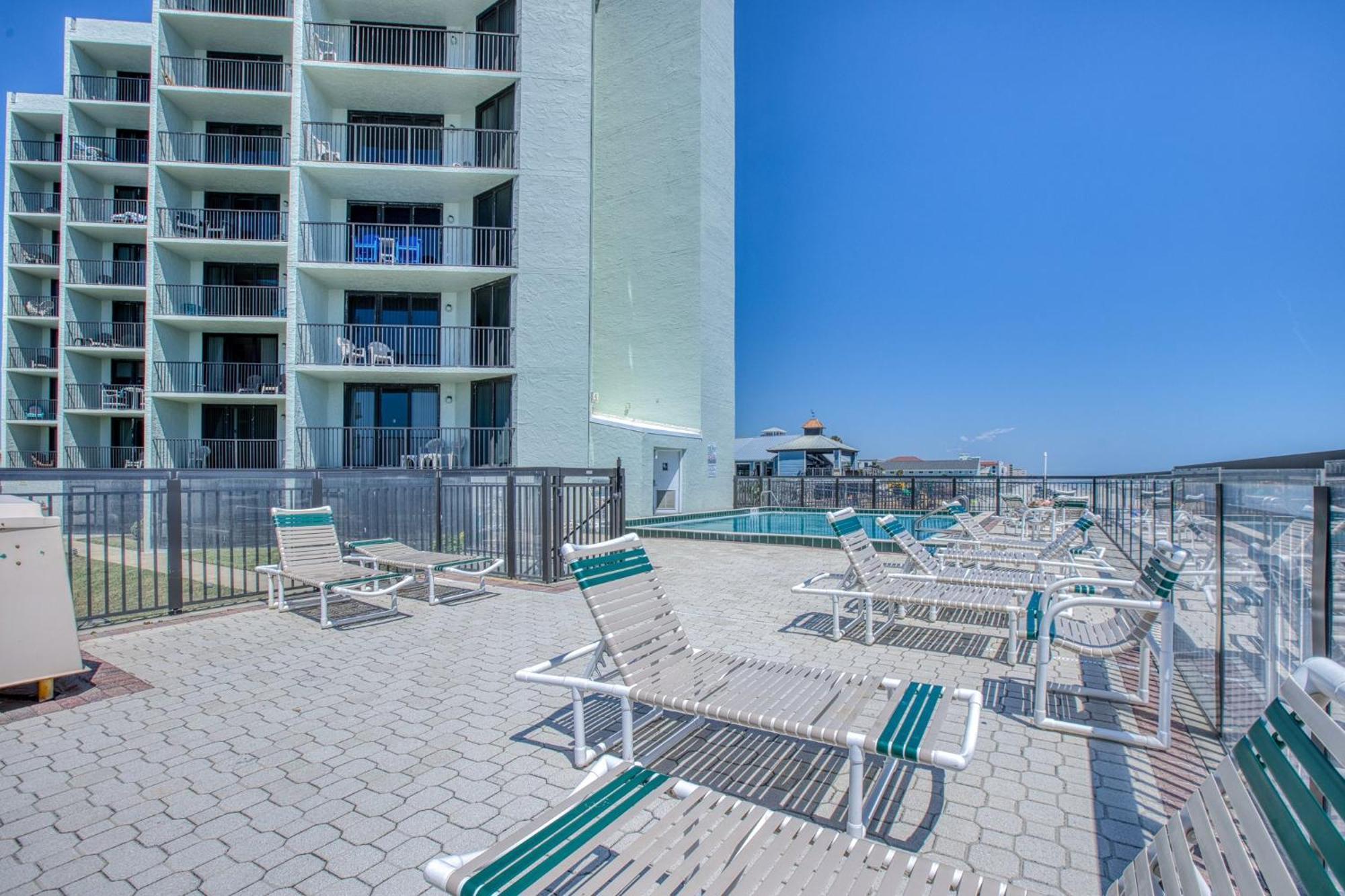 Ocean View With A Beachfront Pool At Ocean Trillium Condo ~ 403 New Smyrna Beach Eksteriør billede